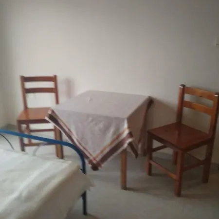 36 χαριλάου τρικούπη διαμέρισμα με θέα το πάρκο סרס
